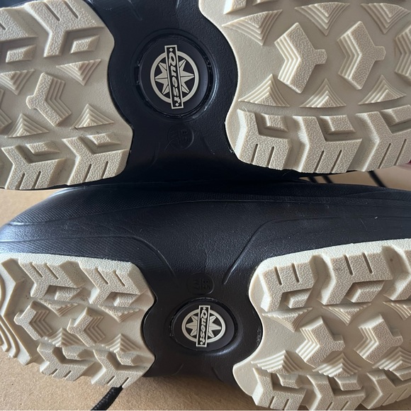 COPY - Quest Woman’s Winter Boots Size 7 - Picture 6 of 6